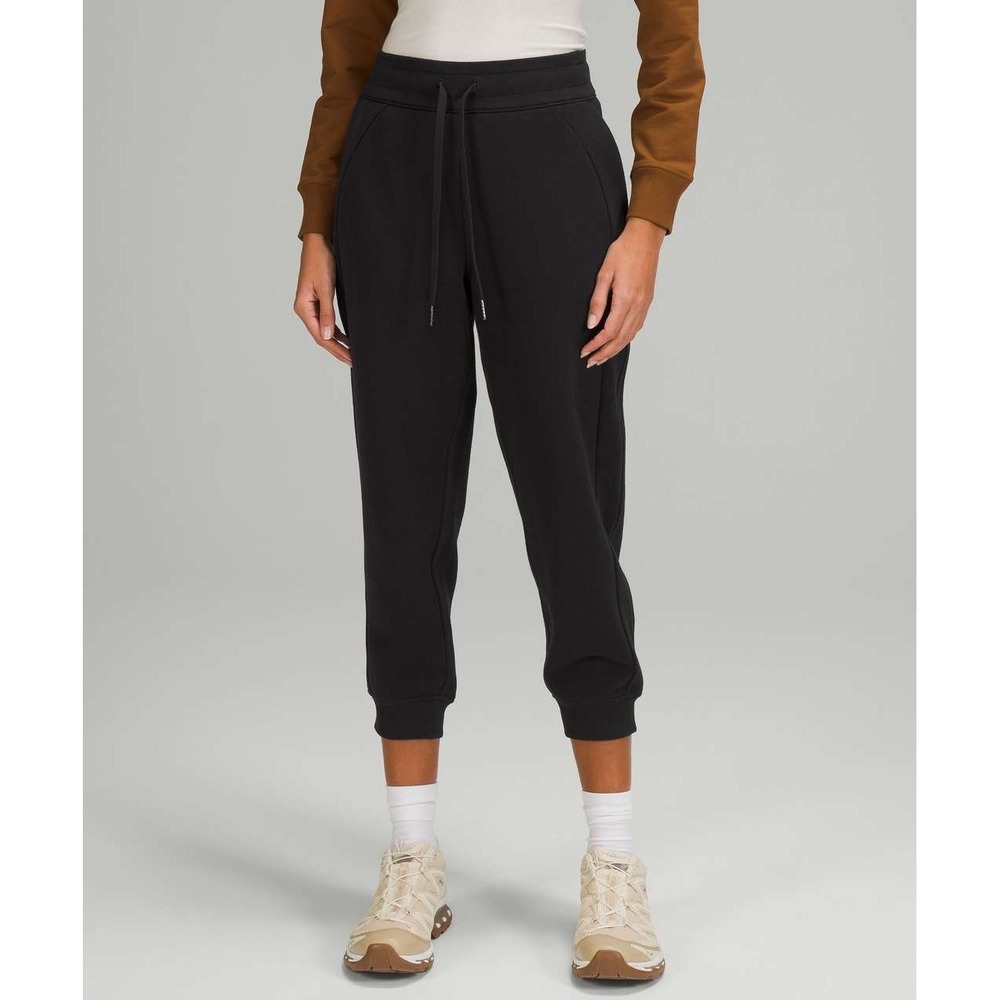 Lululemon Scuba High-Rise Cropped Jogger Pants Sz 12 Black Athletic Pull On
